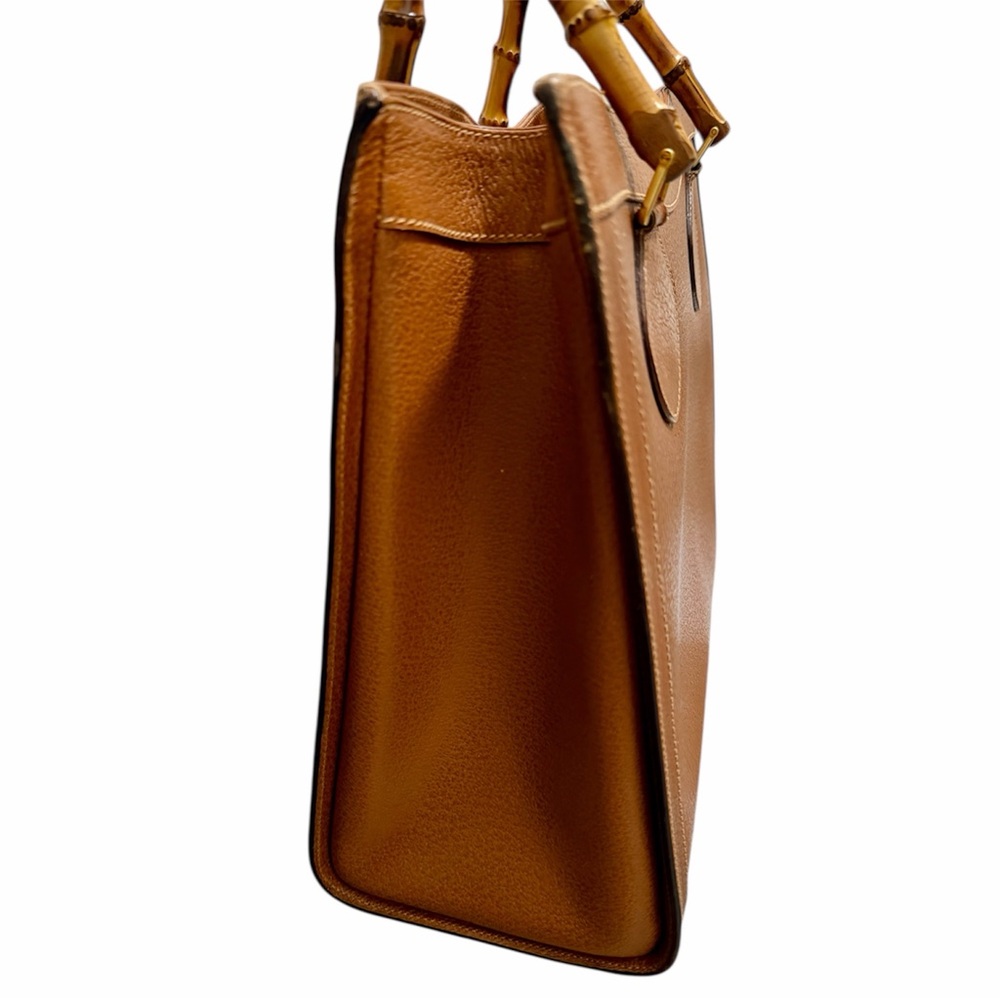 Gucci Diana Bamboo Tote Handbag – Leather - Picture 3 of 15